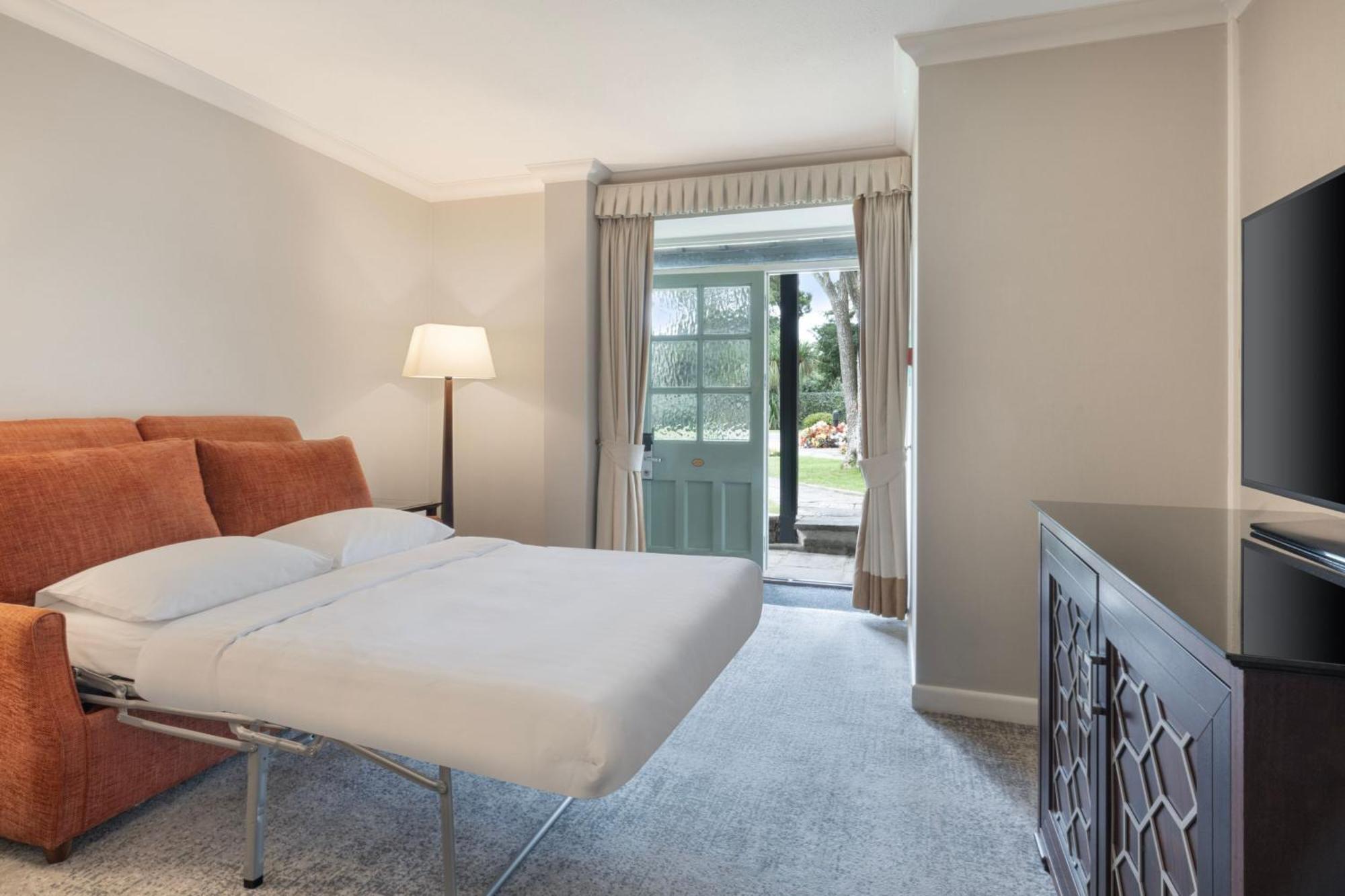 Delta Hotels By Marriott St Pierre Country Club Chepstow Exterior photo