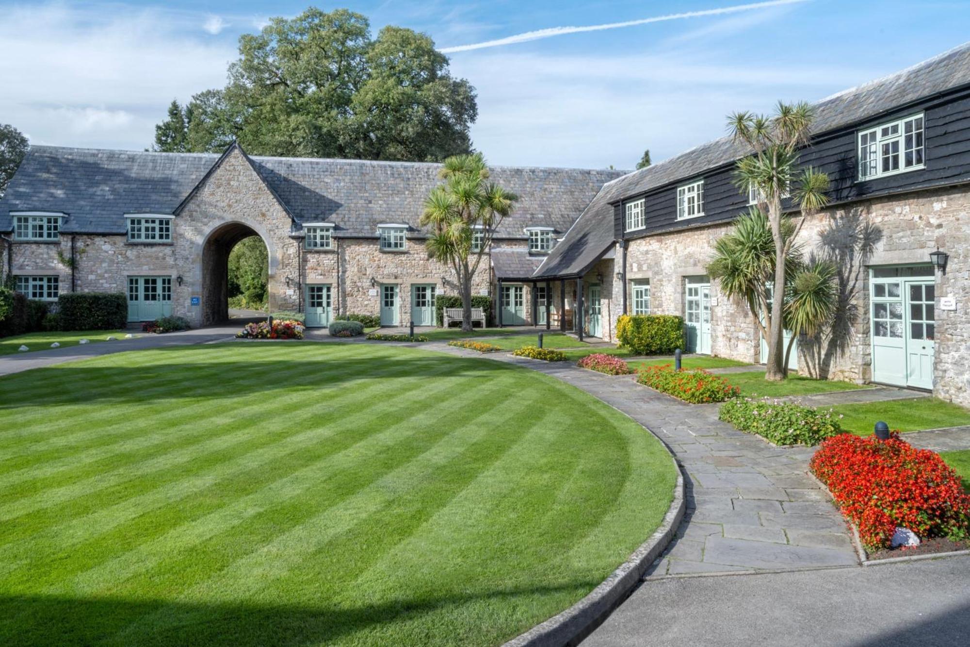 Delta Hotels By Marriott St Pierre Country Club Chepstow Exterior photo