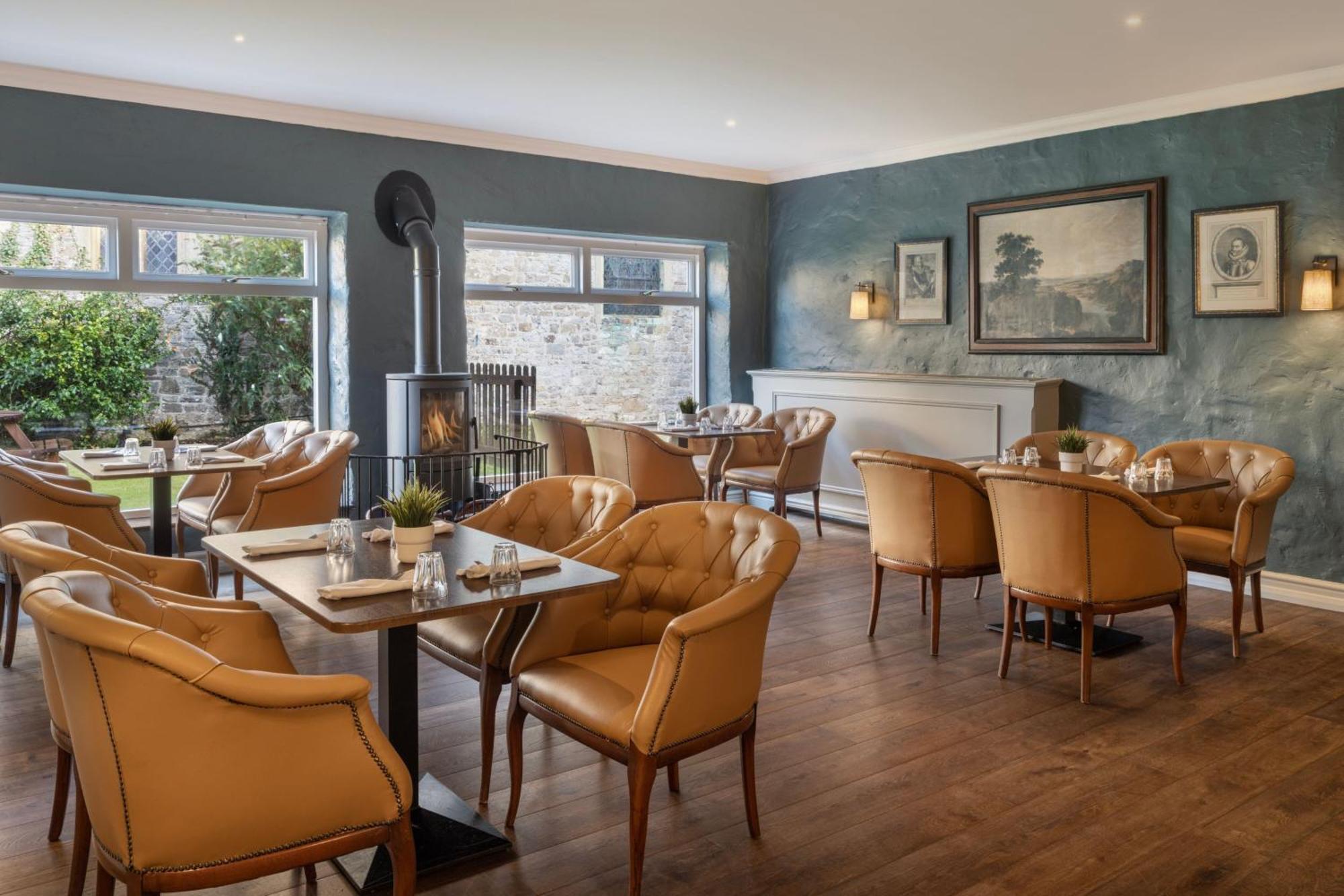 Delta Hotels By Marriott St Pierre Country Club Chepstow Exterior photo